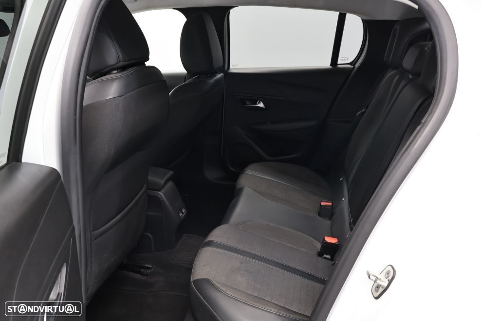 Peugeot 208 1.2 PureTech Active Pack - 25