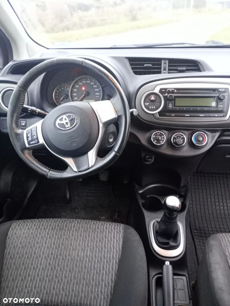 Toyota Yaris 1.0 Active - 7