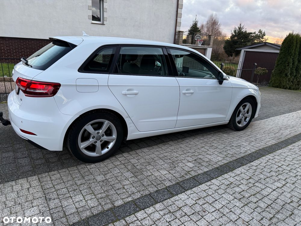 Audi A3 Sportback 2.0 TDI (clean diesel) Ambition - 5