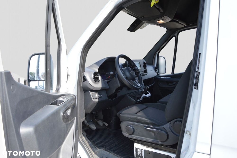 Mercedes-Benz Sprinter 317 CDI KA OM654 długi - 12