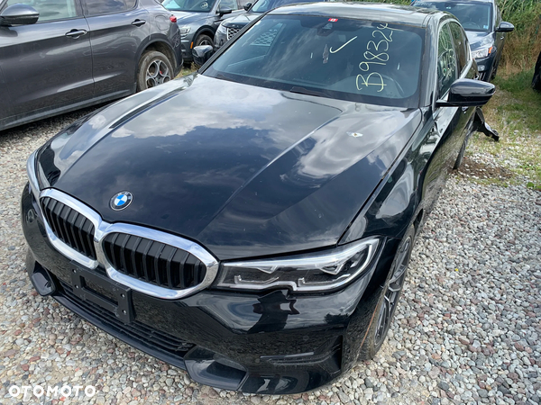 BMW Seria 3 330i xDrive