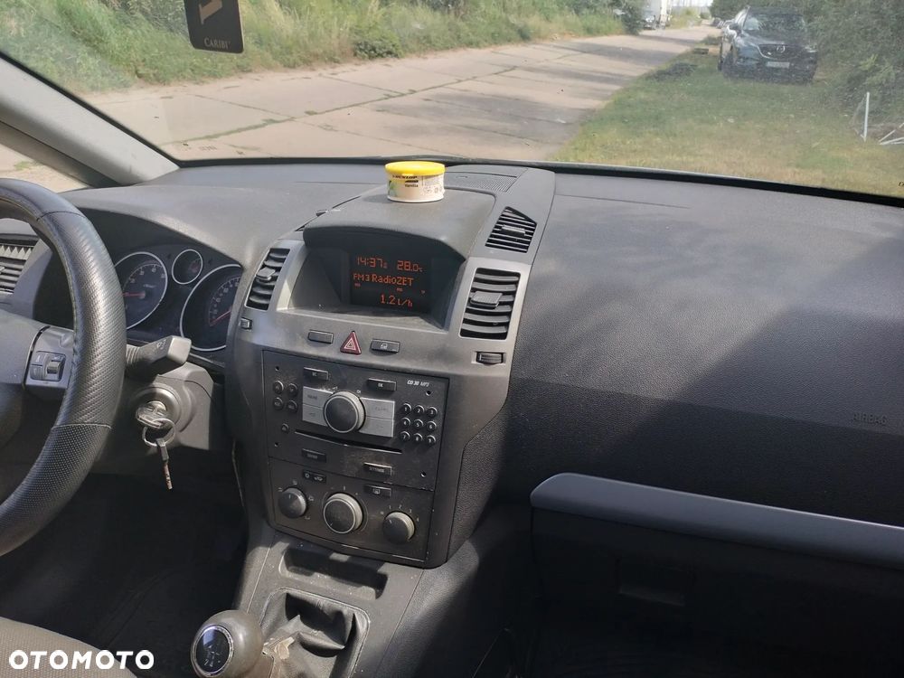 Opel Zafira - 3