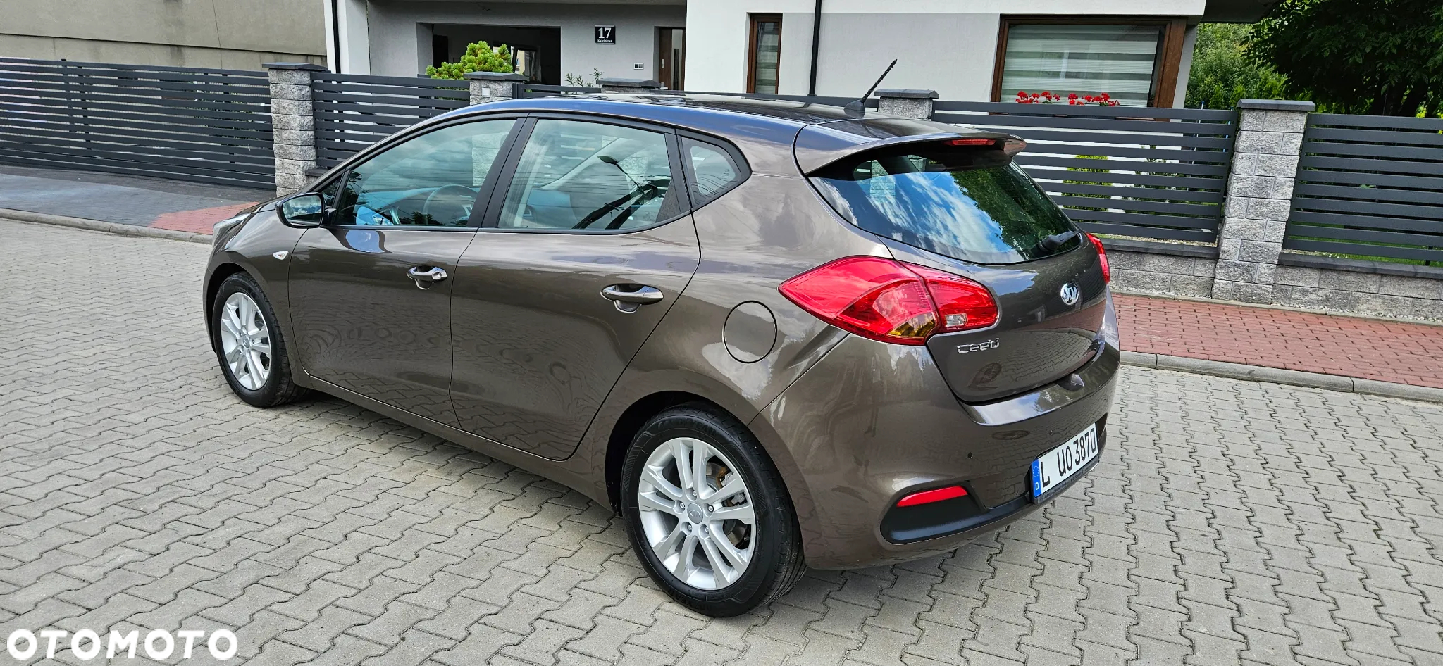 Kia Ceed 1.4 CVVT Spirit - 16