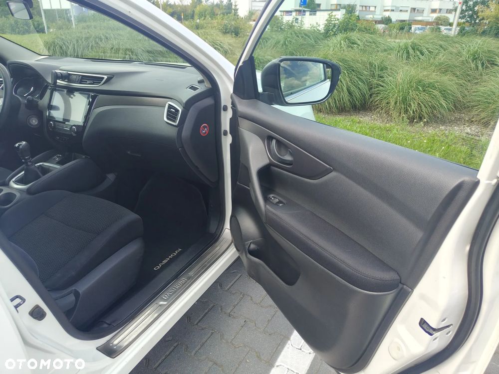 Nissan Qashqai 1.6 DCi 4x4 Visia EU6 - 14