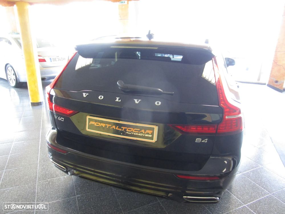 Volvo V60 2.0 D4 R-Design Geartronic - 7