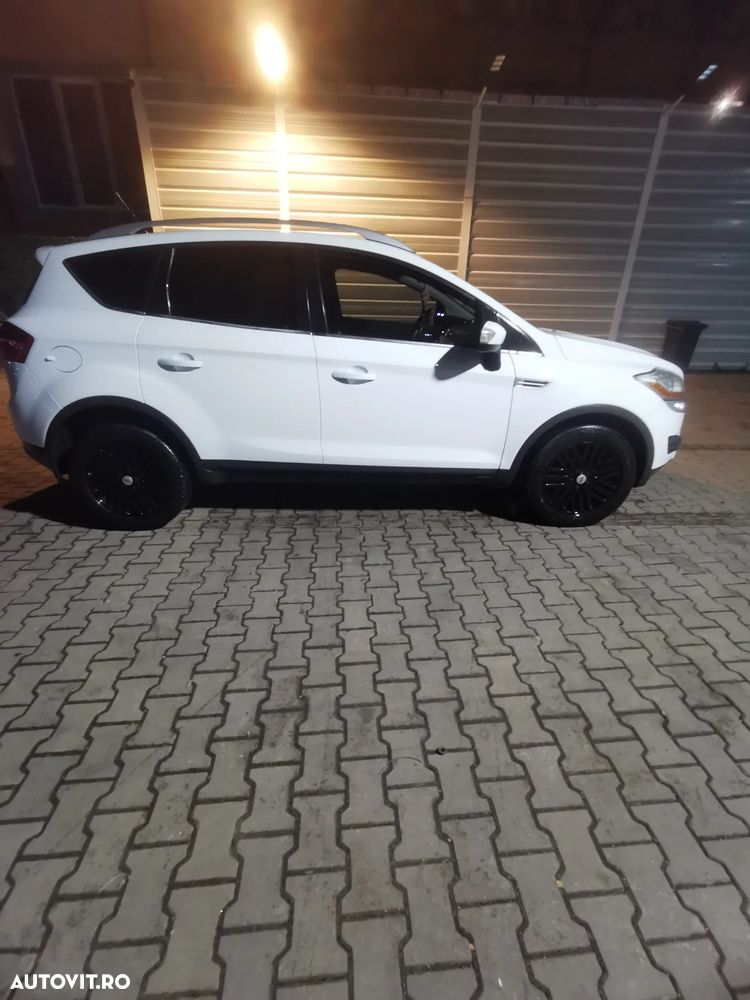 Ford Kuga 2.0 TDCi 4WD Powershift Individual - 8
