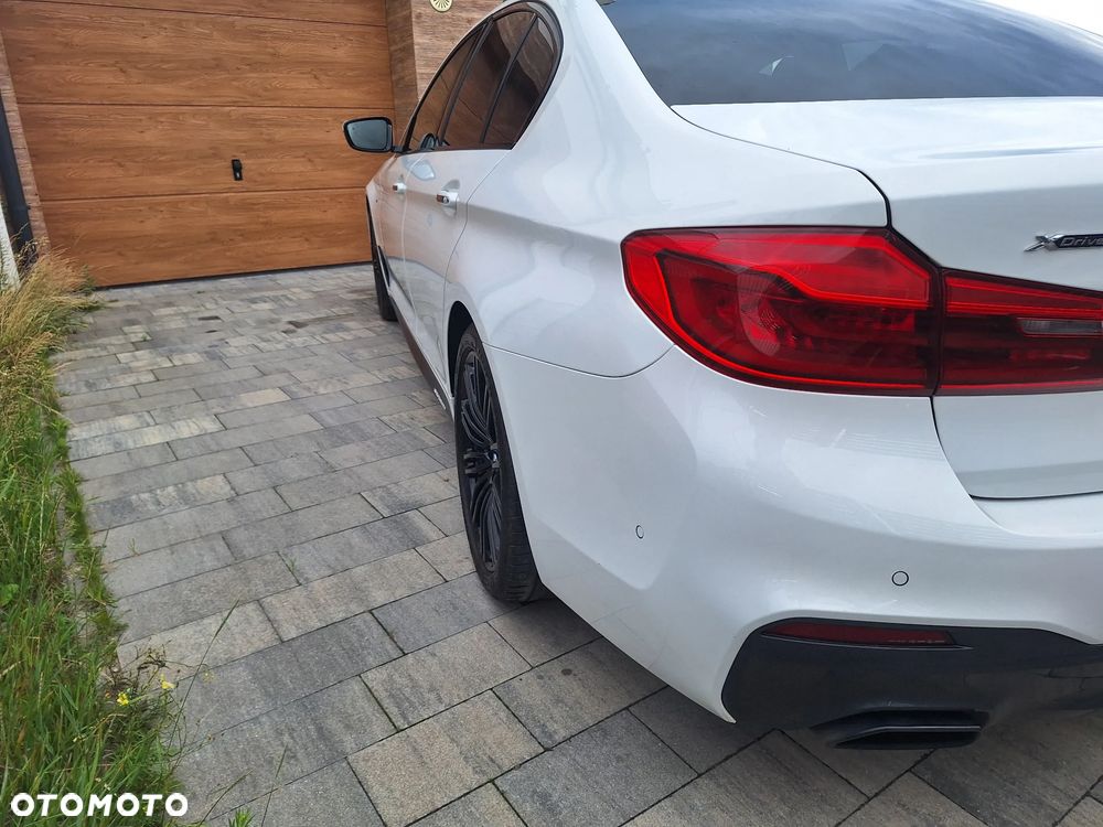BMW Seria 5 530i xDrive M Sport sport - 11