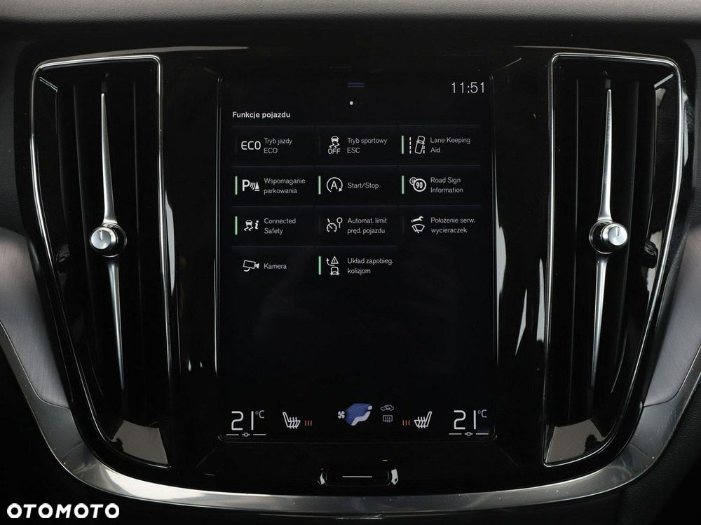 Volvo V60 D4 Momentum - 27