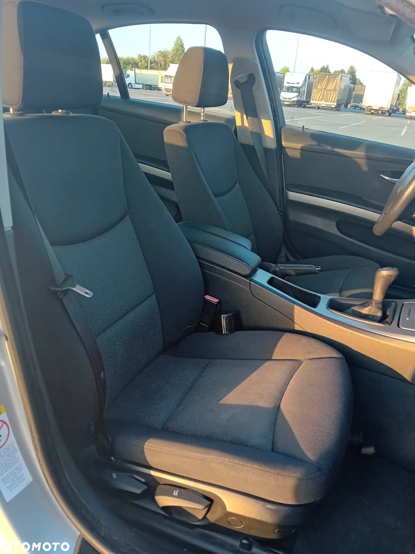 BMW Seria 3 318d - 31