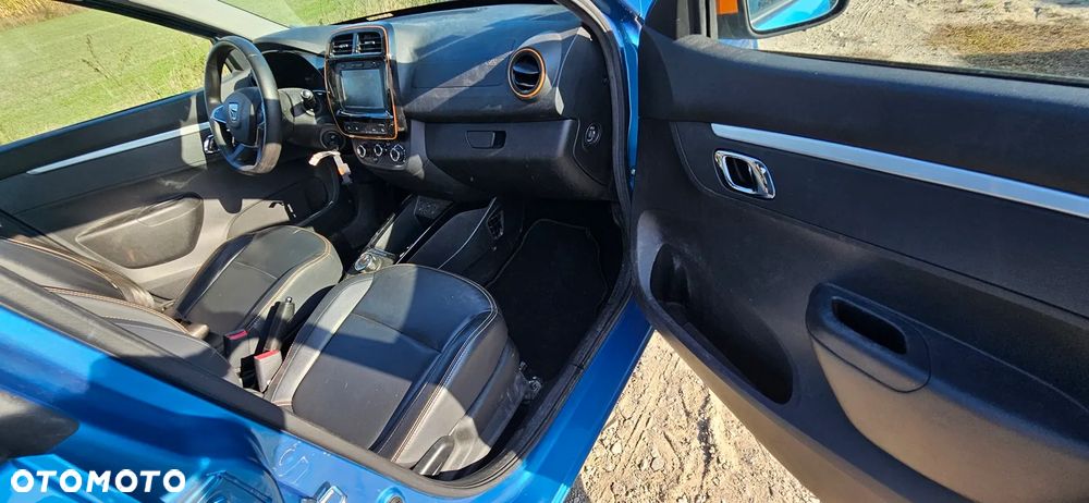 Dacia Spring - 12