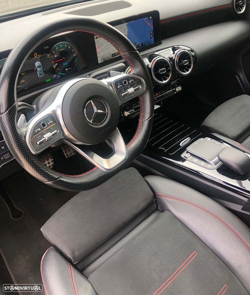 Mercedes-Benz A 250 Limousine e AMG Line - 22