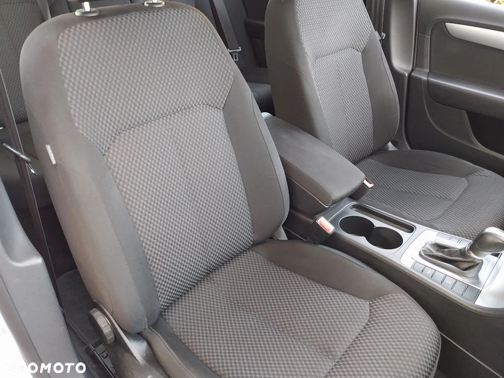 Volkswagen Passat 2.0 TDI DSG BlueMotion Technology Trendline - 26