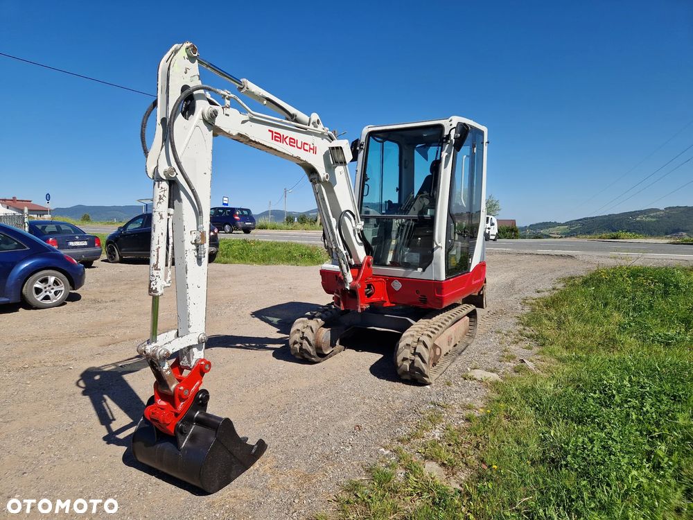 Takeuchi TB 228 - 14