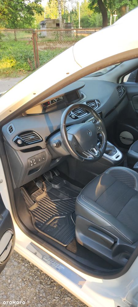 Renault Grand Scenic Gr 1.6 dCi Energy Bose Edition - 27
