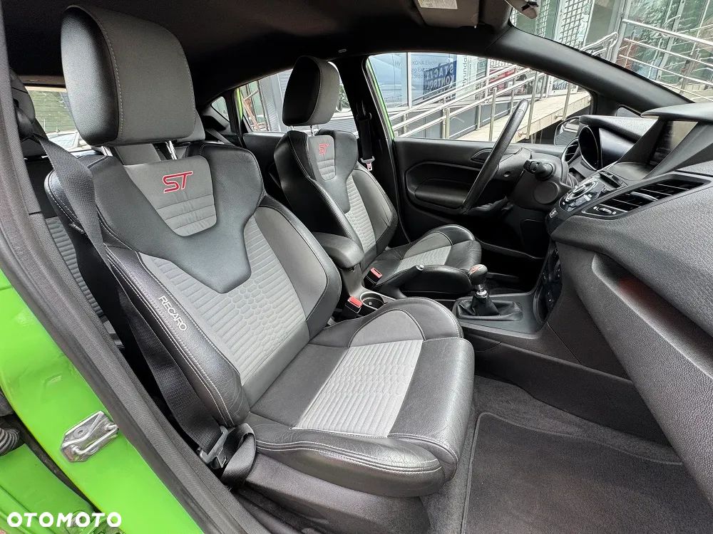 Ford Fiesta 1.6 EcoBoost ST200 - 19