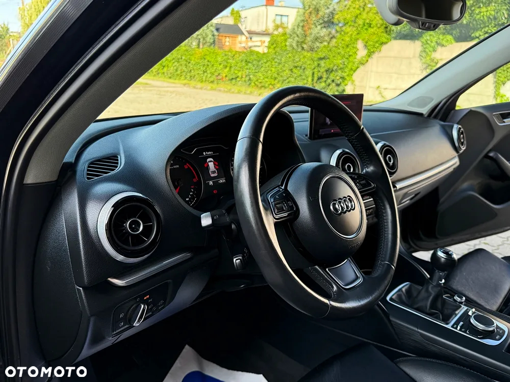 Audi A3 Sportback 2.0 TDI Attraction - 29