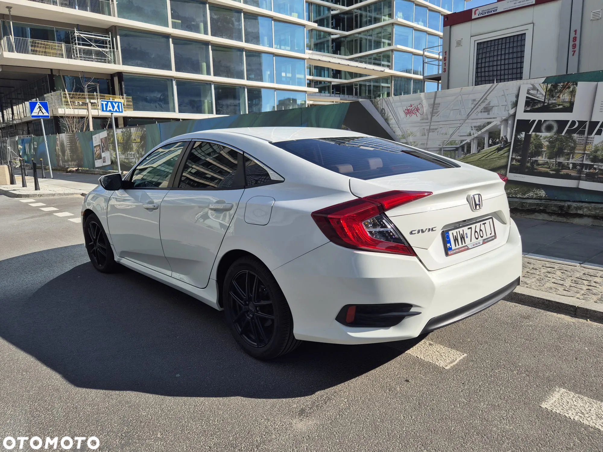 Honda Civic 2.0 i-VTEC LX CVT - 13