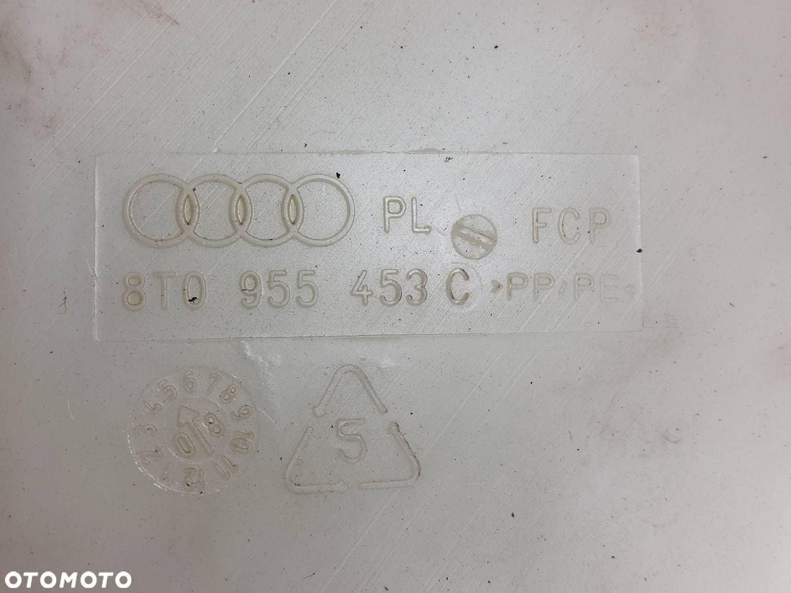ZBIORNICZEK PŁYNU SPRYSKIWACZY POMPKA AUDI A5 8T 8T0955453C 8T1955463B - 3
