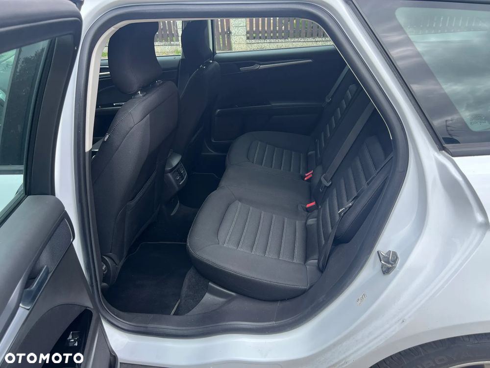 Ford Mondeo - 15