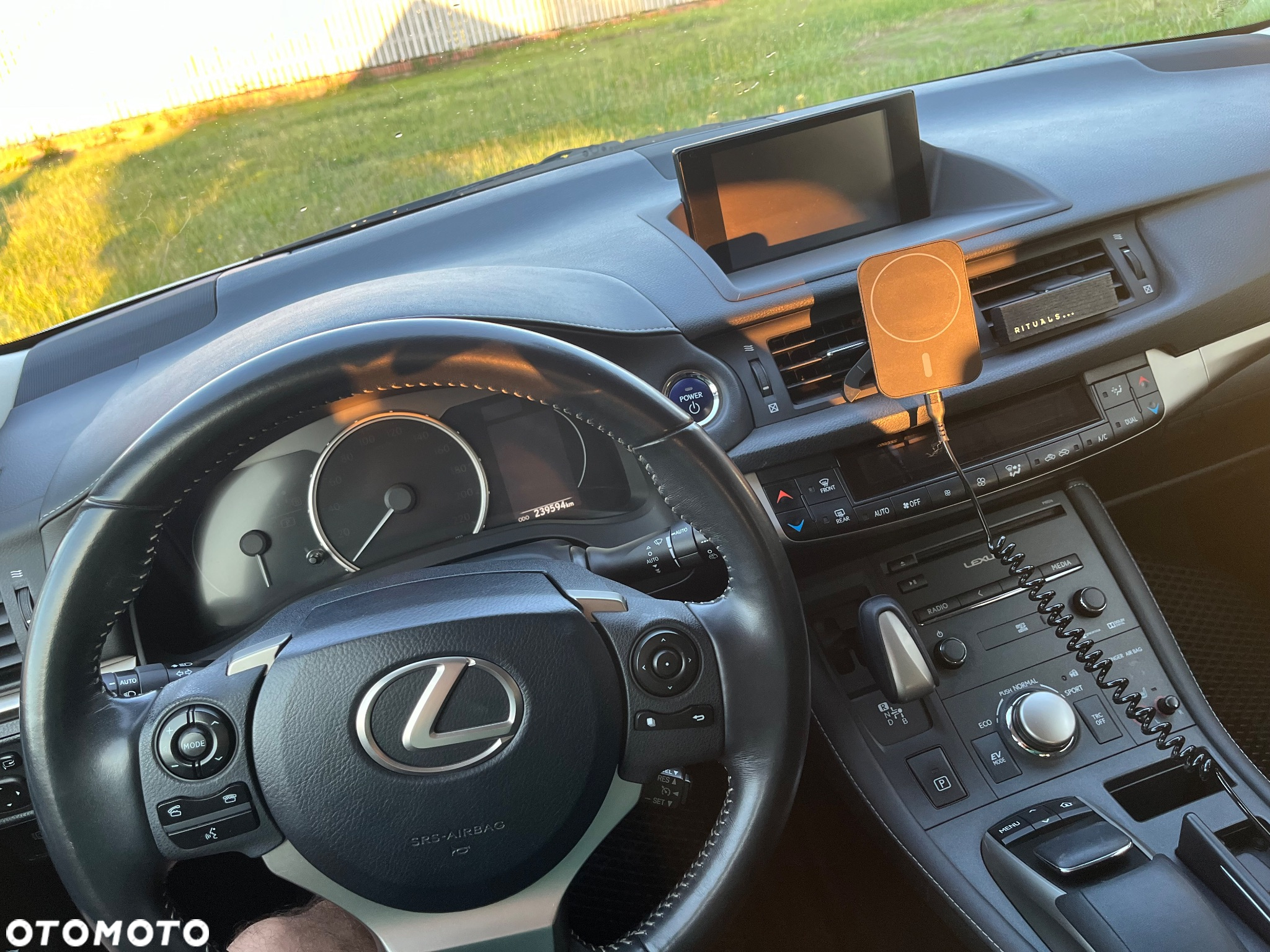 Lexus CT 200h Elite - 8