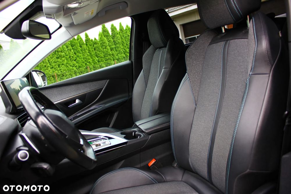 Peugeot 5008 BlueHDi 180 EAT8 Allure - 22