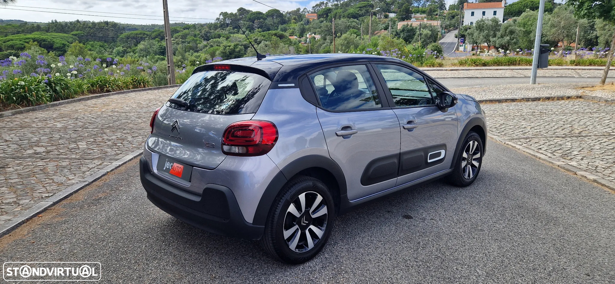 Citroën C3 1.2 PureTech Shine - 3