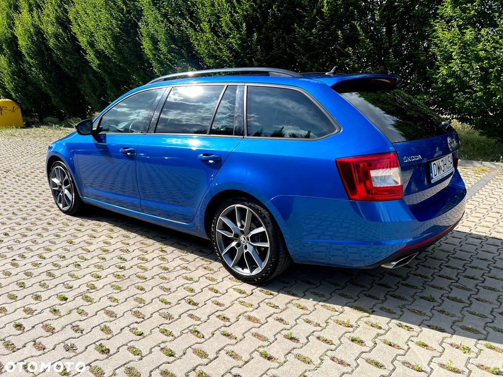 Skoda Octavia 2.0 TDI RS DSG - 5