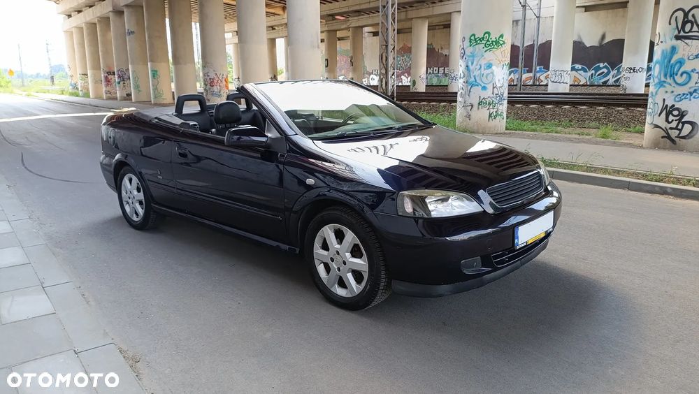 Opel Astra 1.6 - 9