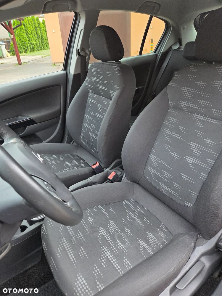 Opel Corsa 1.4 16V Satellite - 31