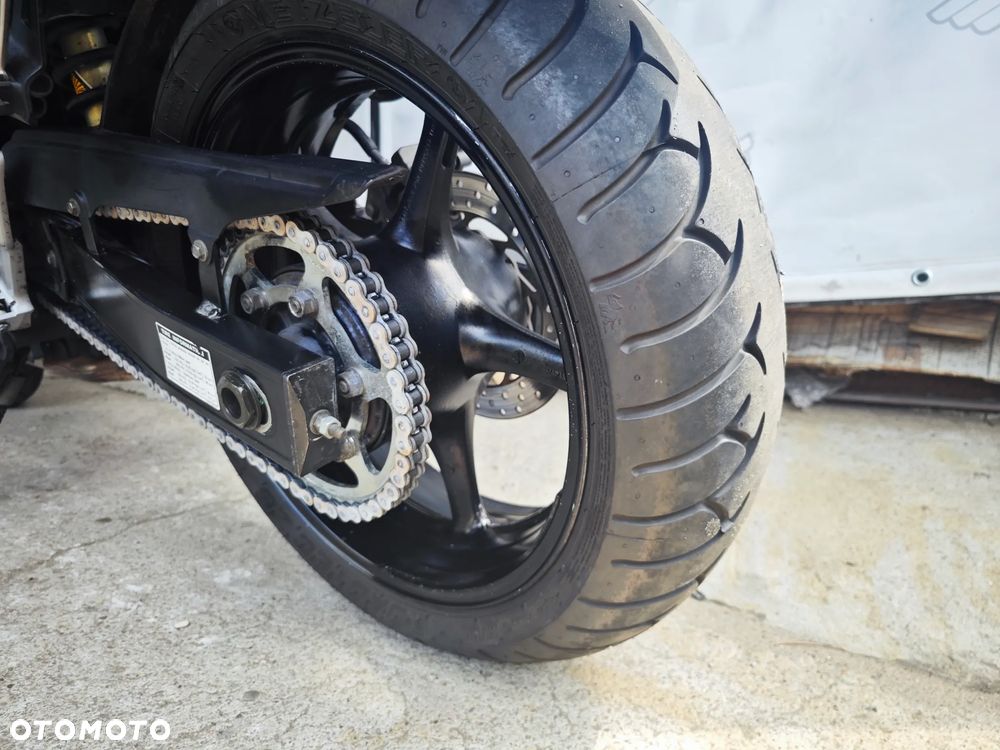 Yamaha FZ6 - 7
