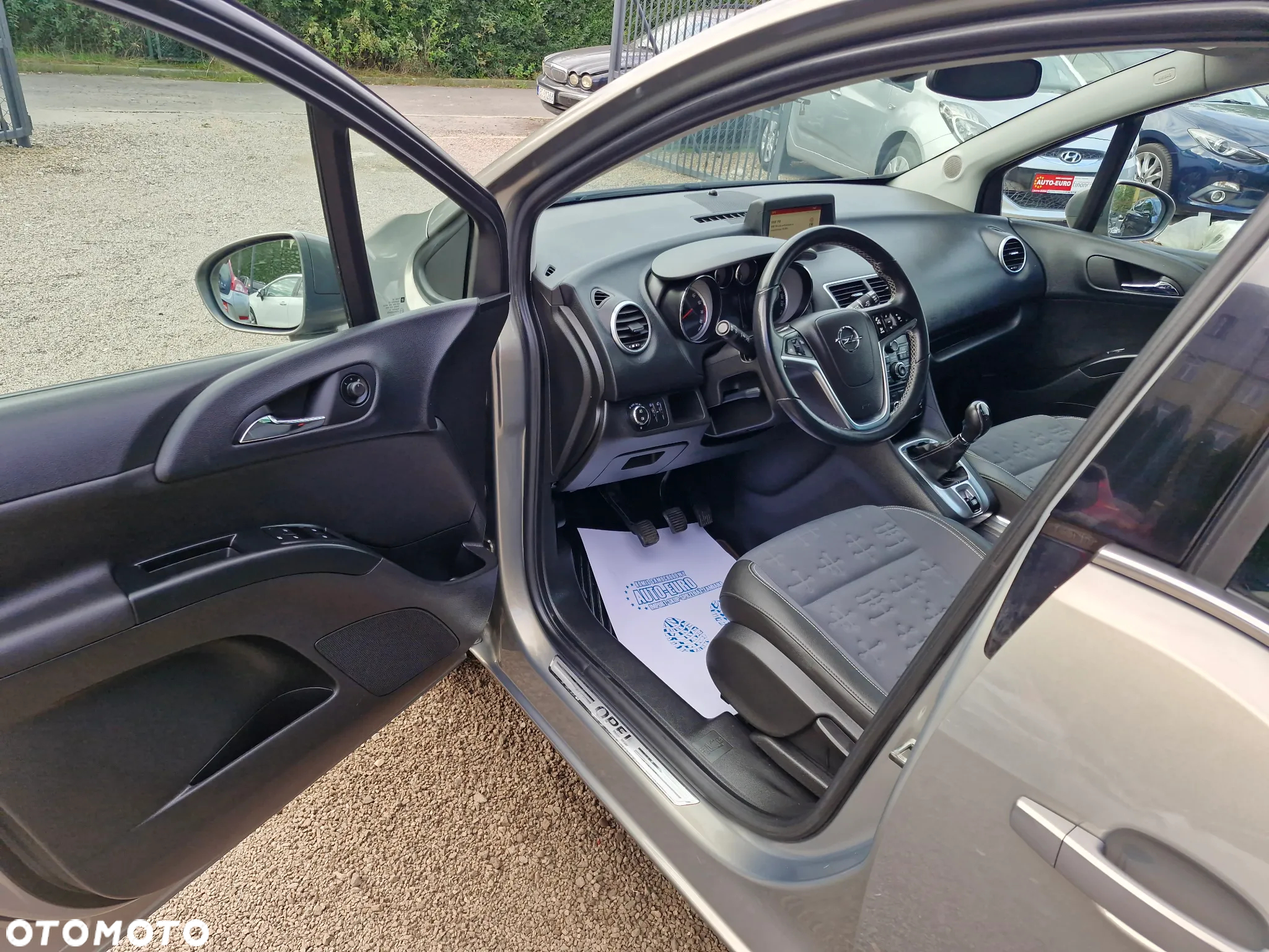 Opel Meriva 1.4 Cosmo - 11