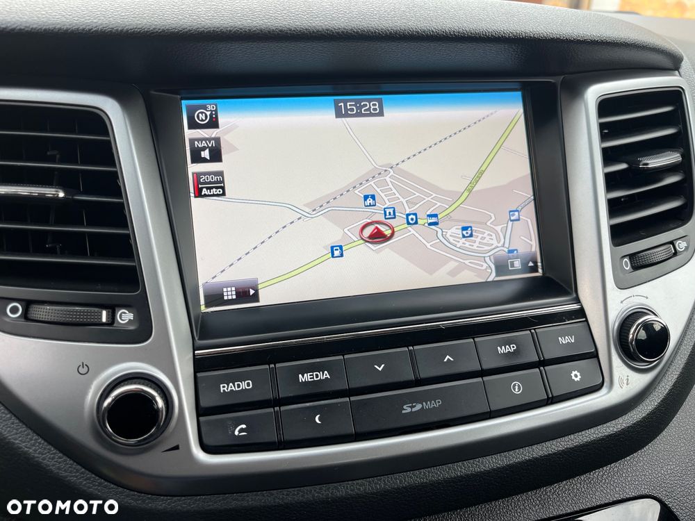 Hyundai Tucson 1.6 Turbo 2WD Navi - 8
