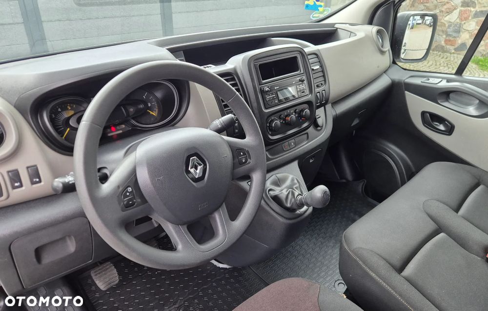 Renault TRAFIC - 16