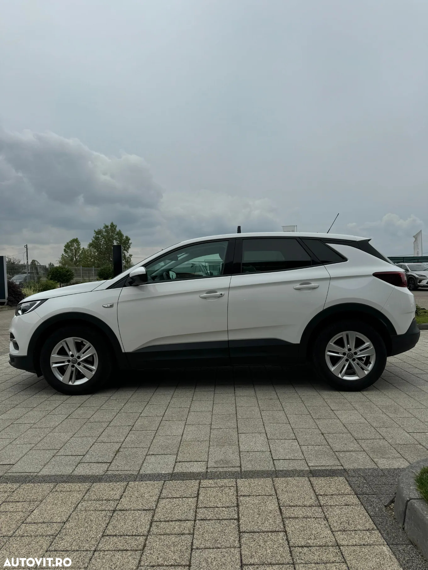 Opel Grandland X 1.2 Turbo START/STOP Aut. Enjoy - 11