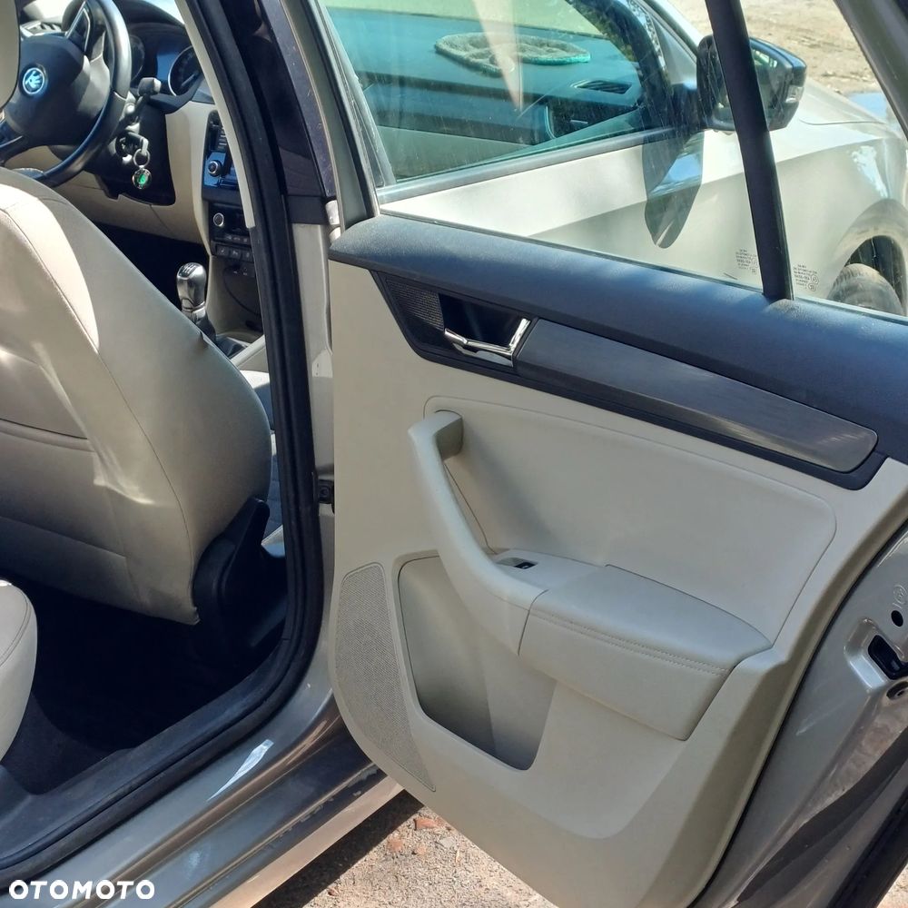 Skoda RAPID 1.0 TSI Style - 4