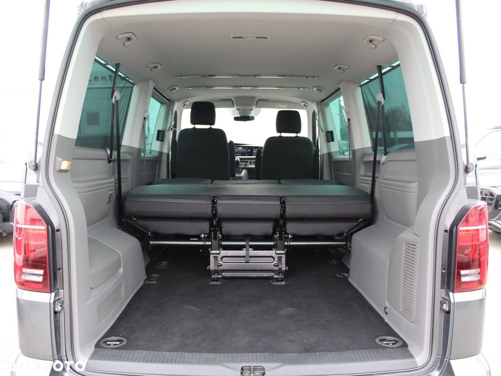 Volkswagen Caravelle 6.1 Comfortline 2.0 TDI DSG - 16