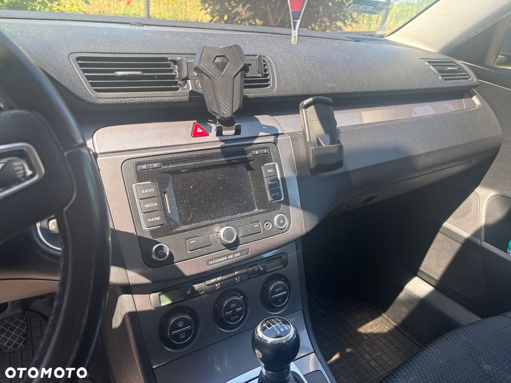 Volkswagen Passat 2.0 TDI DPF 4Mot Comfortline - 6