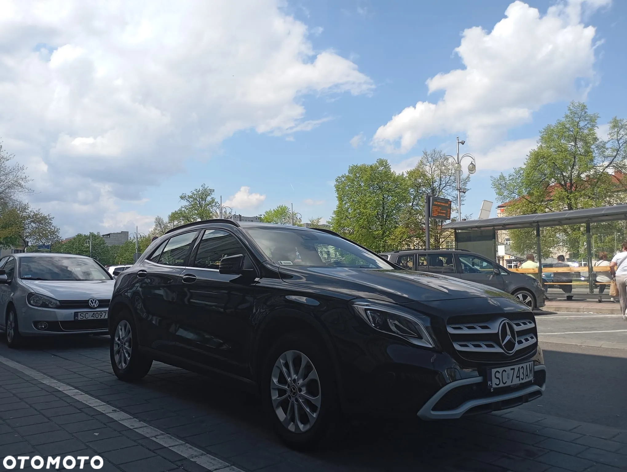 Mercedes-Benz GLA 200 7G-DCT - 2