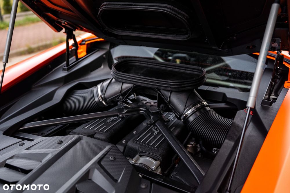 Lamborghini Huracan - 32