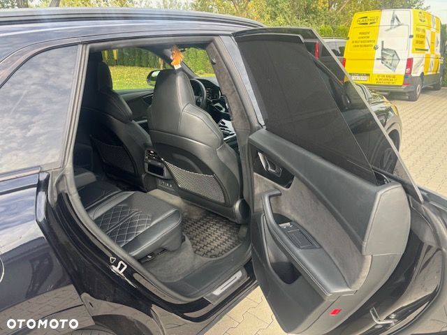Audi Q8 - 12