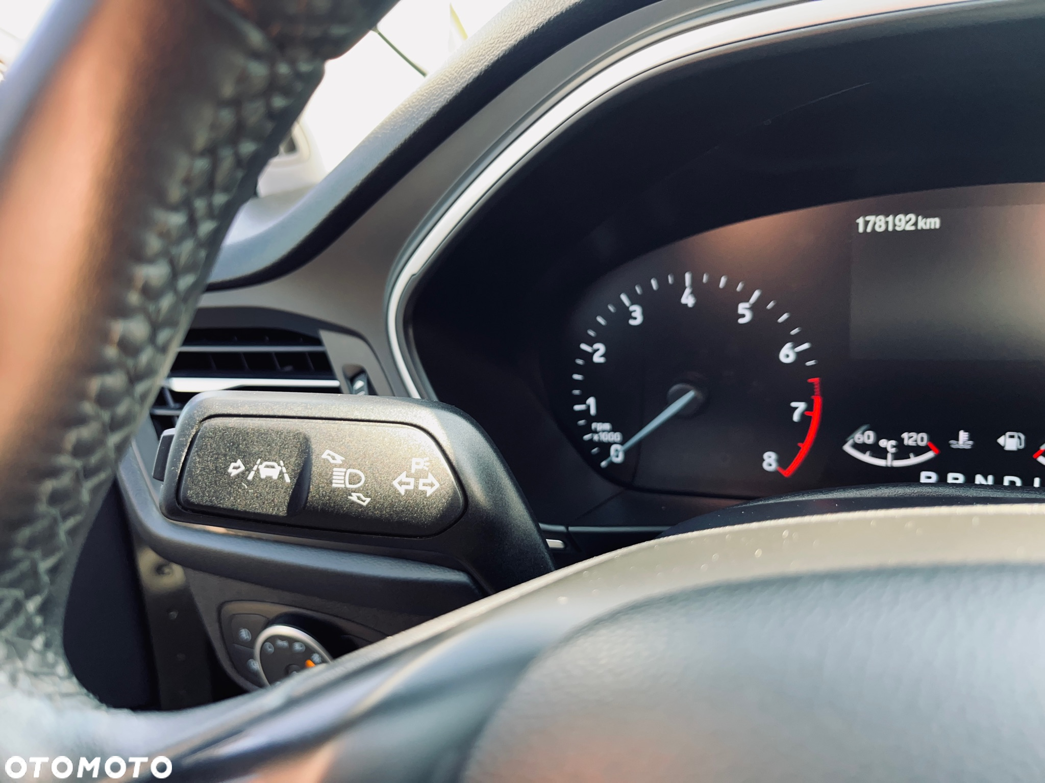 Ford Focus 1.0 EcoBoost Active Business - 30