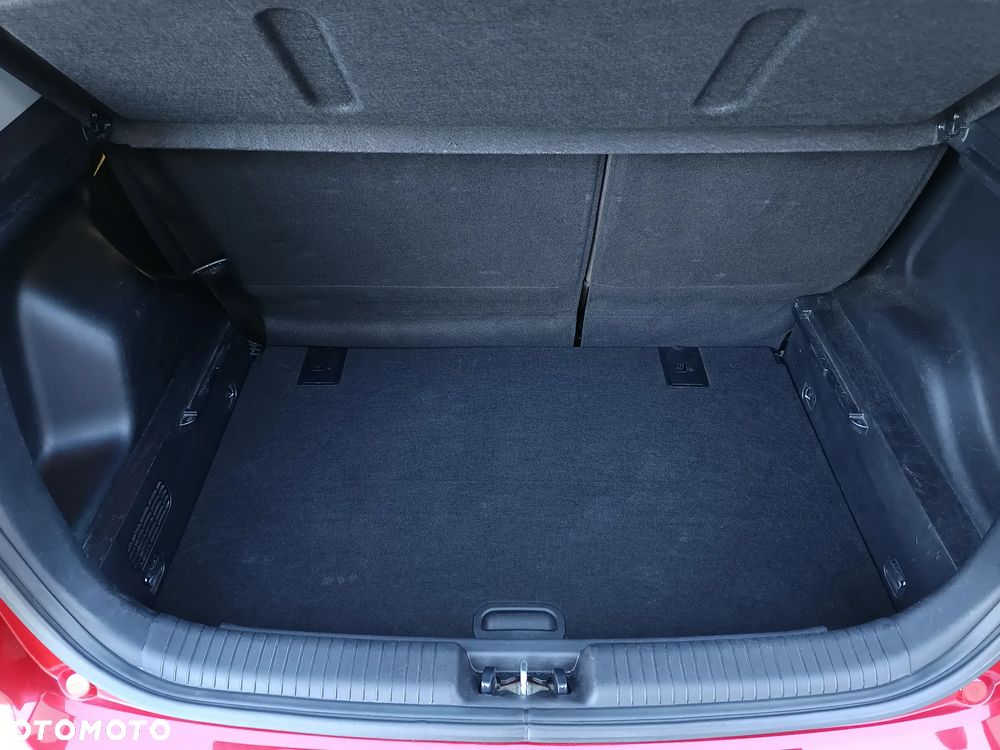 Kia Venga 1.4 Business Line - 12