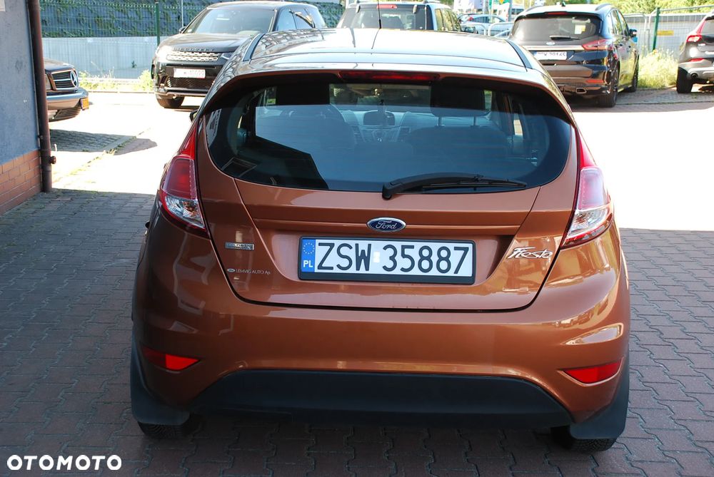 Ford Fiesta 1.6 TDCi DPF Titanium - 25