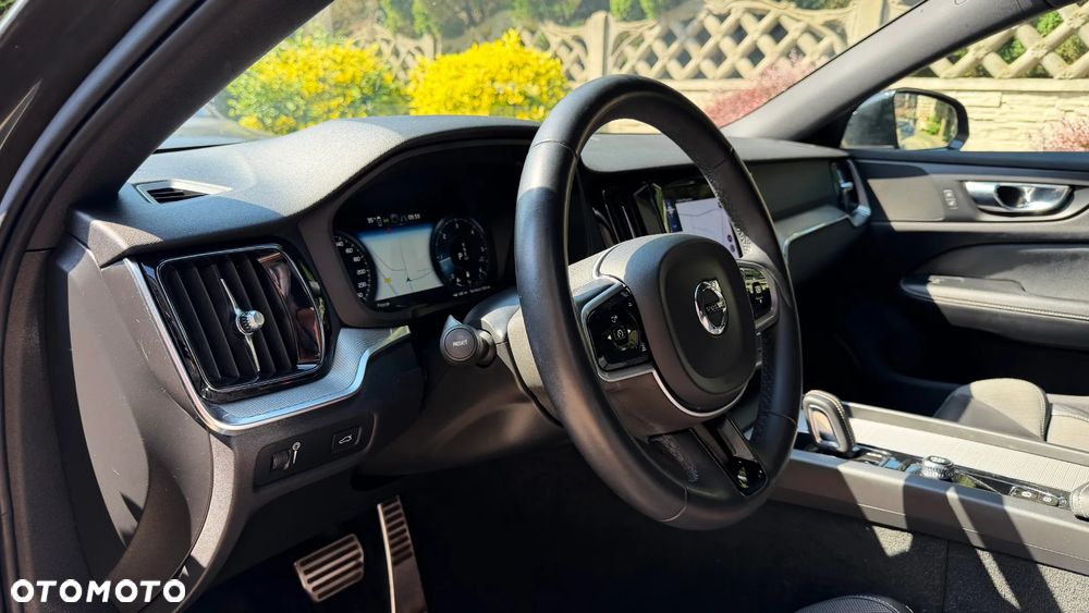 Volvo V60 B4 D Geartronic RDesign - 23
