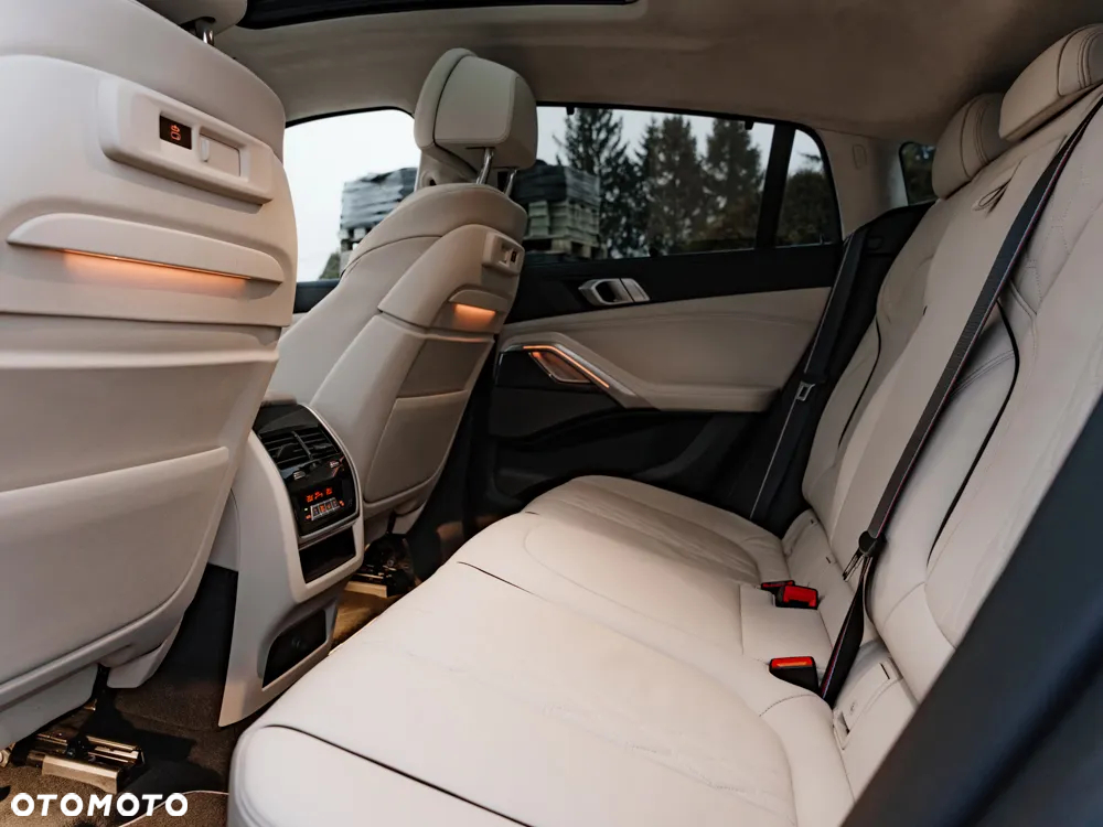 BMW X6 xDrive40d - 12