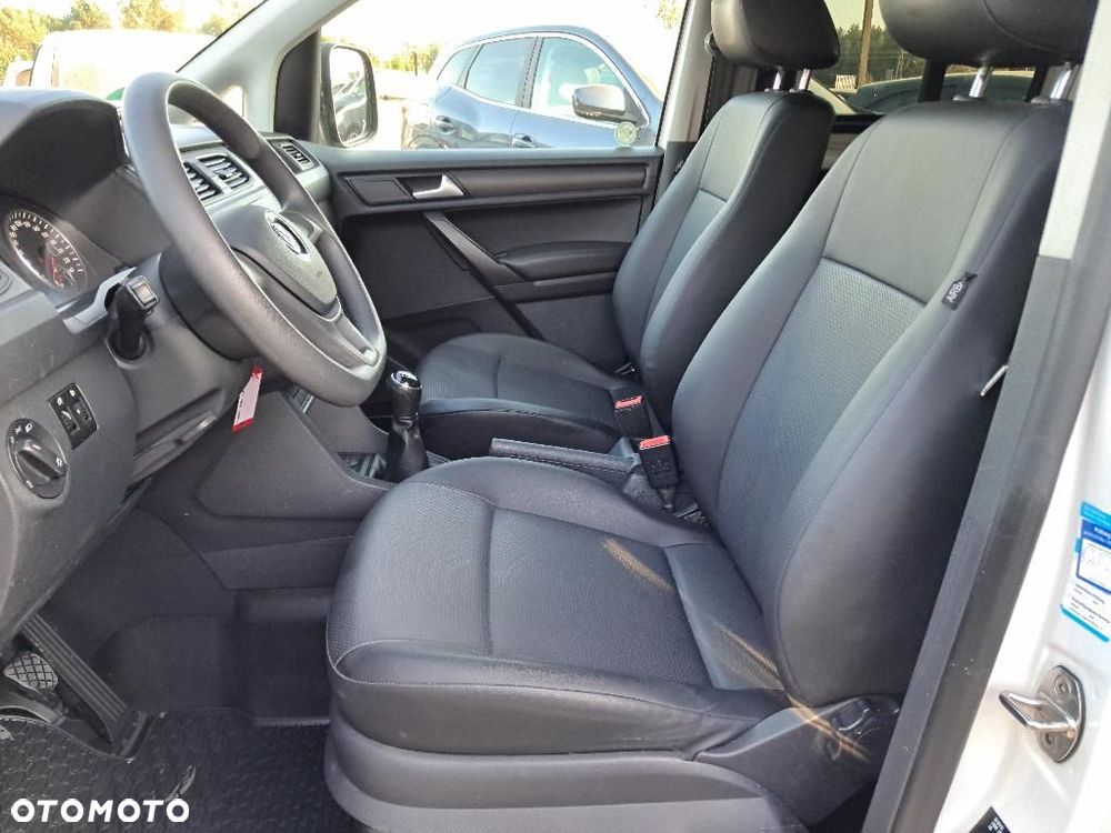 Volkswagen Caddy - 27