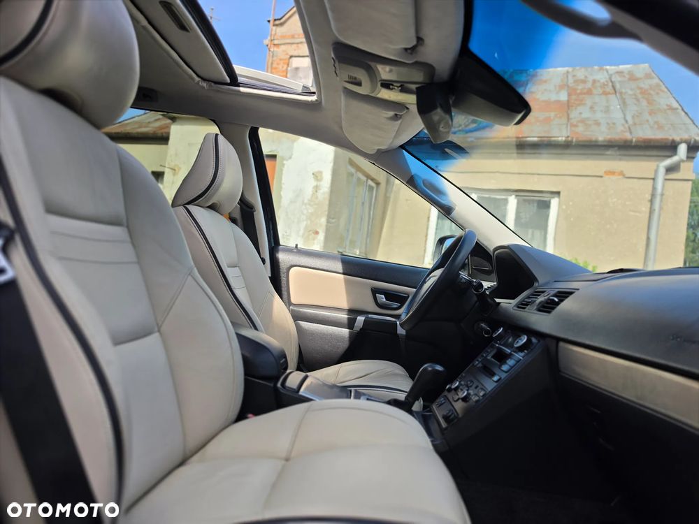 Volvo XC 90 - 26