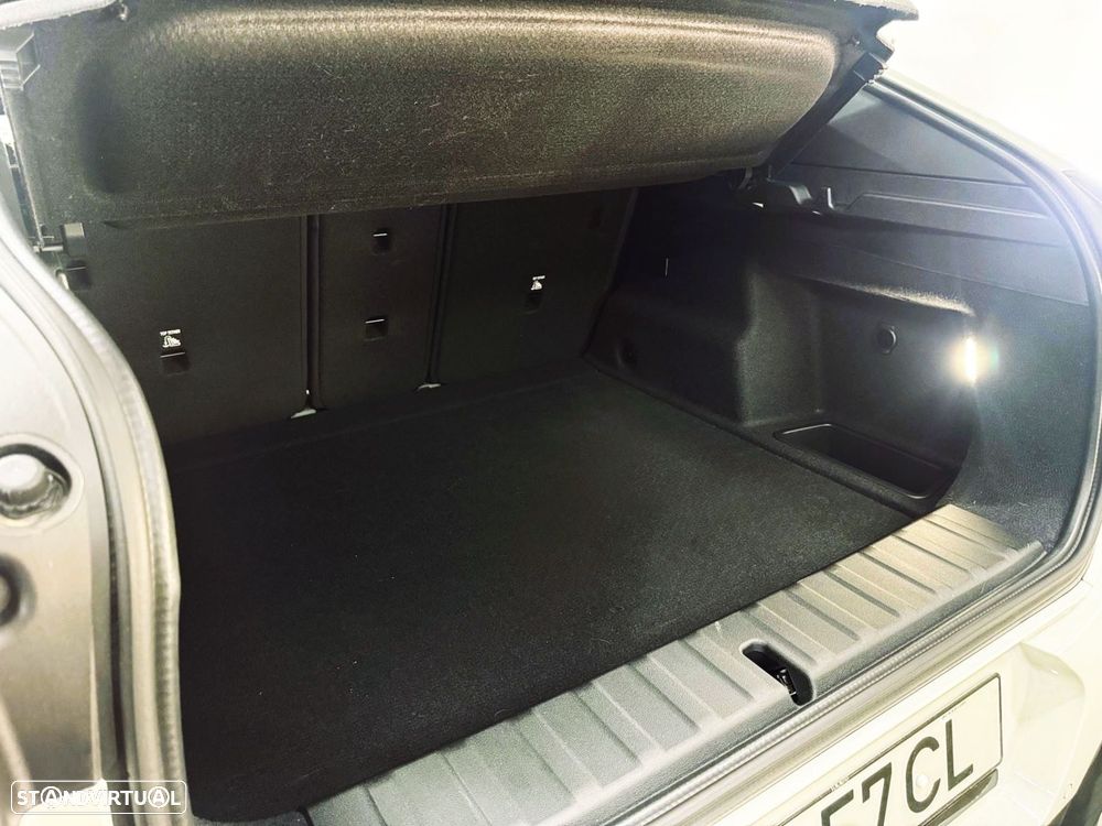 BMW iX2 eDrive20 Pack Desportivo M Pro - 16