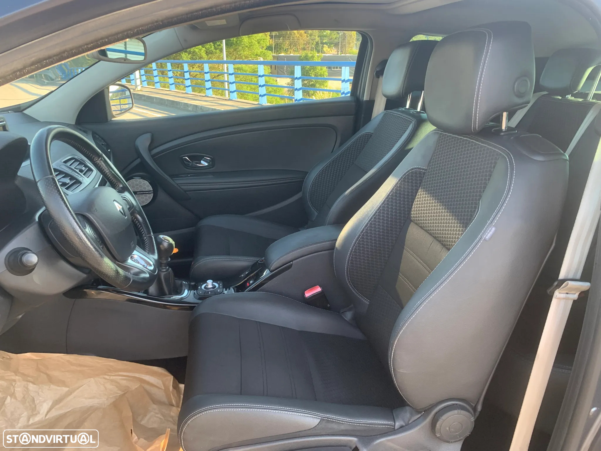 Renault Mégane Coupe 1.6 dCi Bose Edition SS - 11