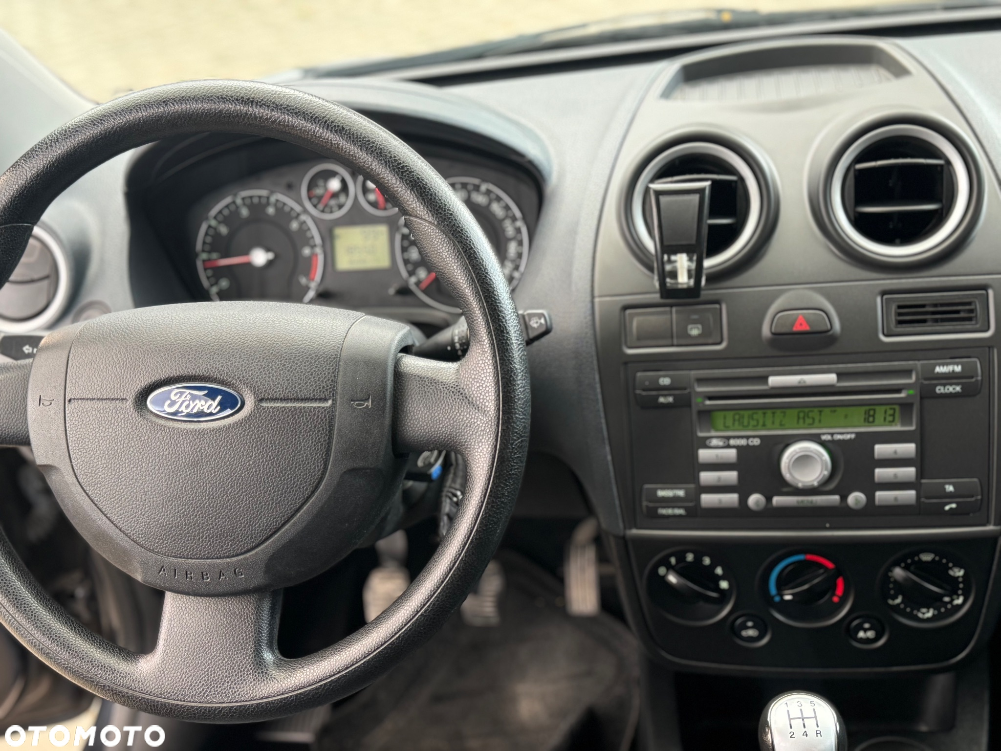 Ford Fiesta 1.4 Style - 11